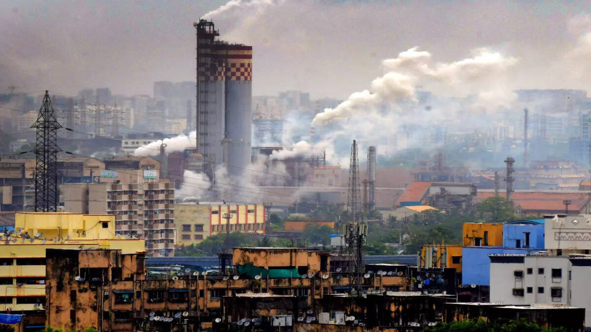 Forty percent Mumbaikars skip their morning walk due to poor air quality